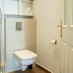 Kaiser 04 By Rockchair L Superhost Status L 3 Bedrooms Boxspringbeds 2 Bathrooms L Cozy Family & Business Flair 155 Sqm 3 Balcony 4th Floor Elevator Up To 10 Guests Welcomes You!