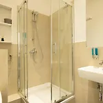 Kaiser 04 By Rockchair L Superhost Status L 3 Bedrooms Boxspringbeds 2 Bathrooms L Cozy Family & Business Flair 155 Sqm 3 Balcony 4th Floor Elevator Up To 10 Guests Welcomes You! アパート ベルリン