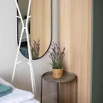Kaiser 04 By Rockchair L Superhost Status L 3 Bedrooms Boxspringbeds 2 Bathrooms L Cozy Family & Business Flair 155 Sqm 3 Balcony 4th Floor Elevator Up To 10 Guests Welcomes You! * Berlín
