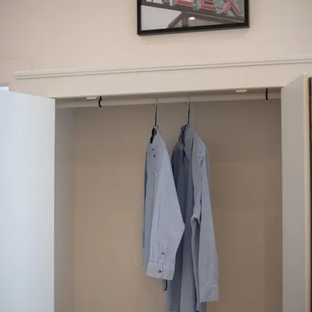 아파트 Kaiser 04 By Rockchair L Superhost Status L 3 Bedrooms Boxspringbeds 2 Bathrooms L Cozy Family & Business Flair 155 Sqm 3 Balcony 4th Floor Elevator Up To 10 Guests Welcomes You! 베를린